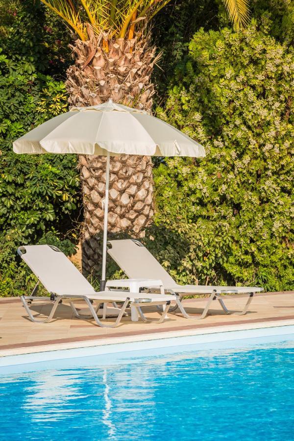 Eagle'S Nest Apartment Lourdata  Bagian luar foto