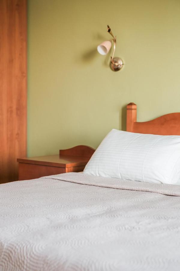 Eagle'S Nest Apartment Lourdata  Bagian luar foto