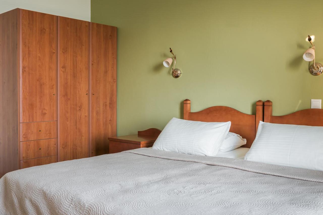 Eagle'S Nest Apartment Lourdata  Bagian luar foto